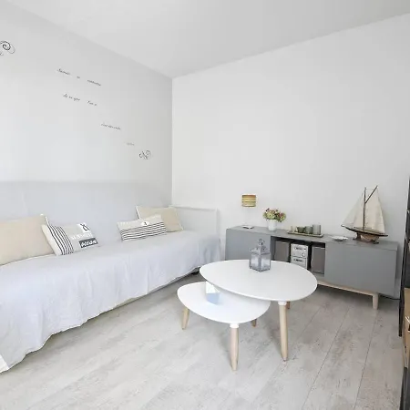 Apartment T2 A Arcachon, Proche Plage, Avec Balcon, Renove, Dans Quartier Calme Et Verdoyant *